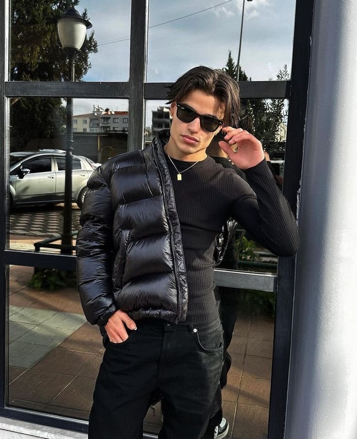 Men's puffer jacket in black, high shine cropped with hood