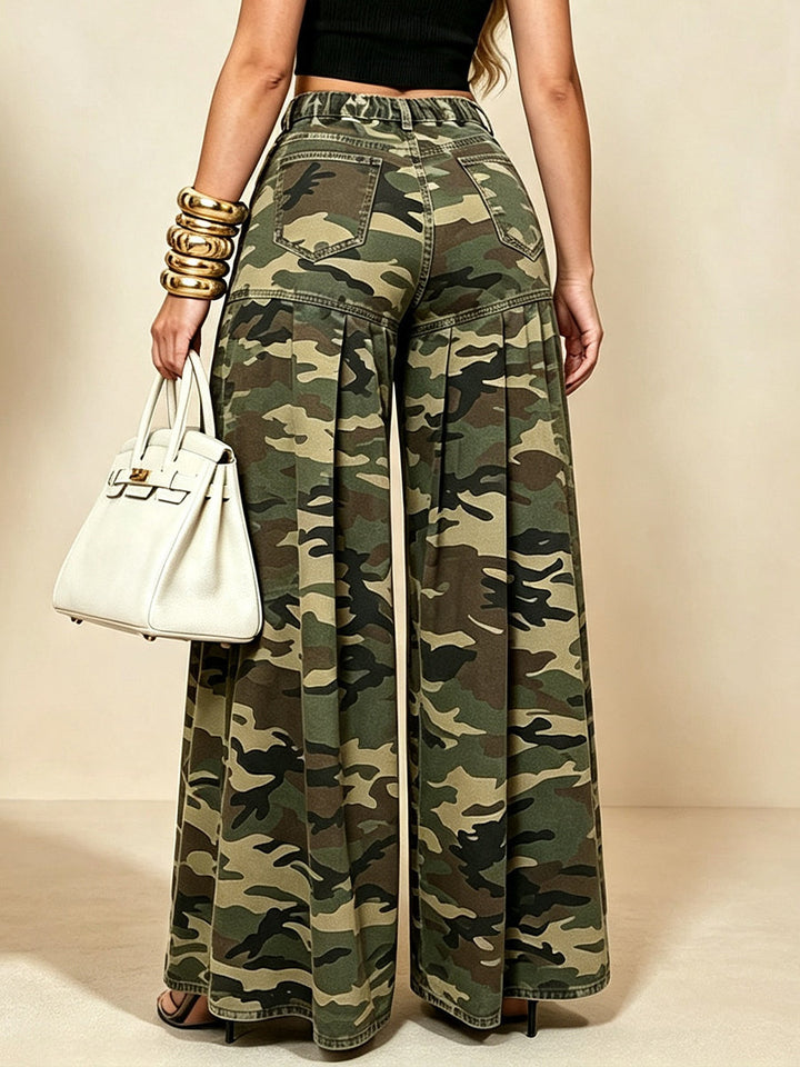 Back view of the wide-leg camo pants with pleats and back pockets