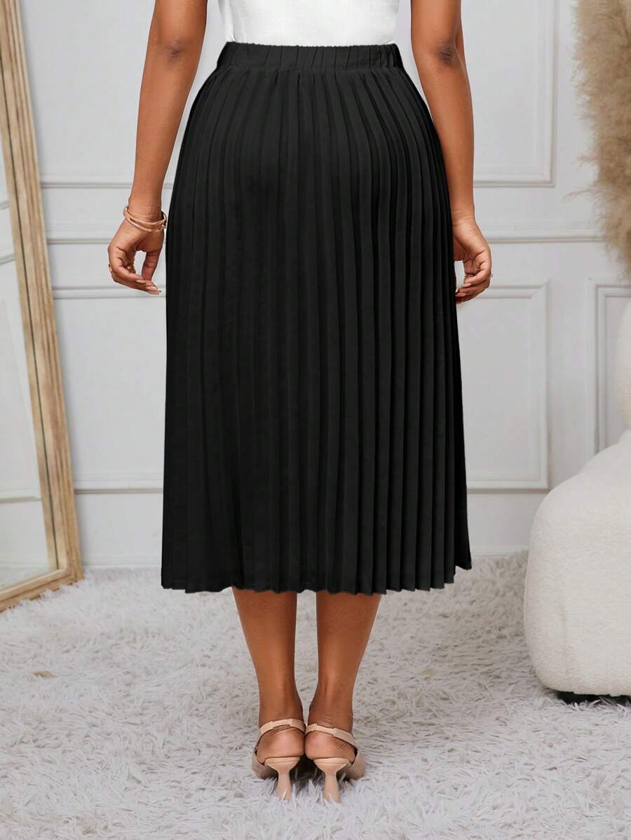 Black pleated midi skirt with elastic waist, back view